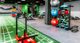 Functional Zone Mönchengladbach, Functionalbereich mit Synrgy 360 Tower und Hammer Strength Calisthenics Tower, DCF_8909.jpg